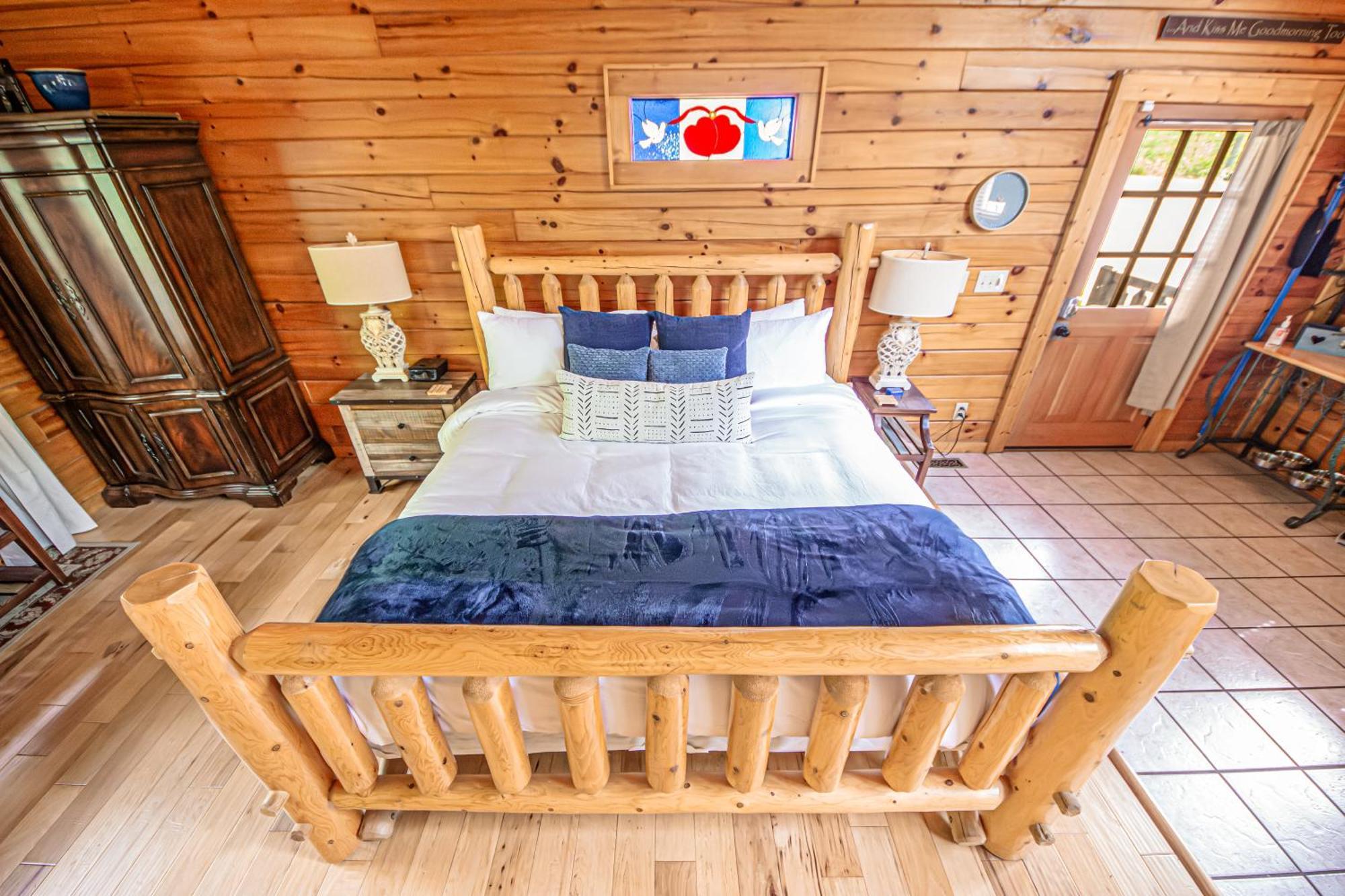 Love Me Tender Studio Cabin Sevierville Pokoj fotografie