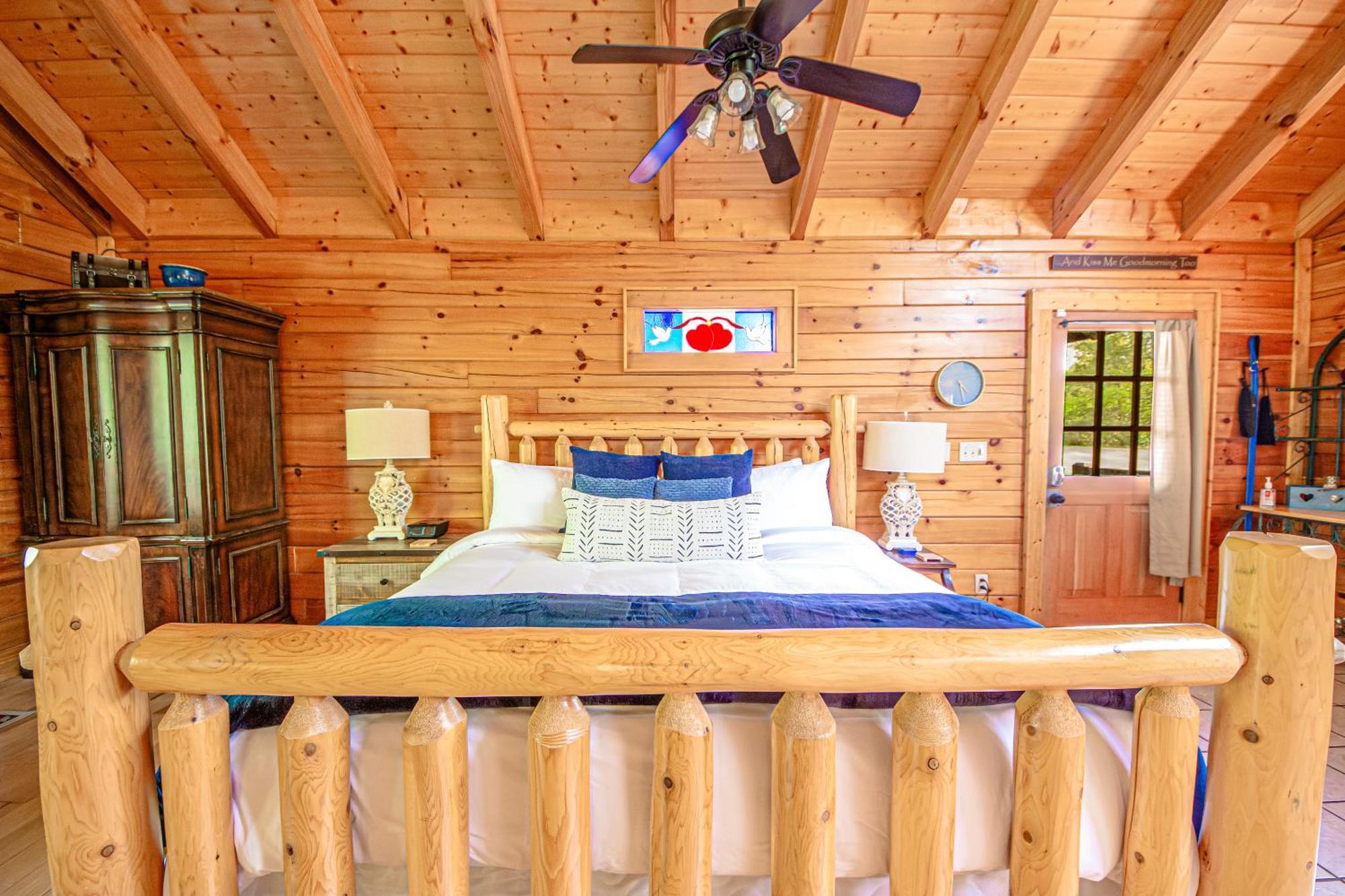 Love Me Tender Studio Cabin Sevierville Exteriér fotografie